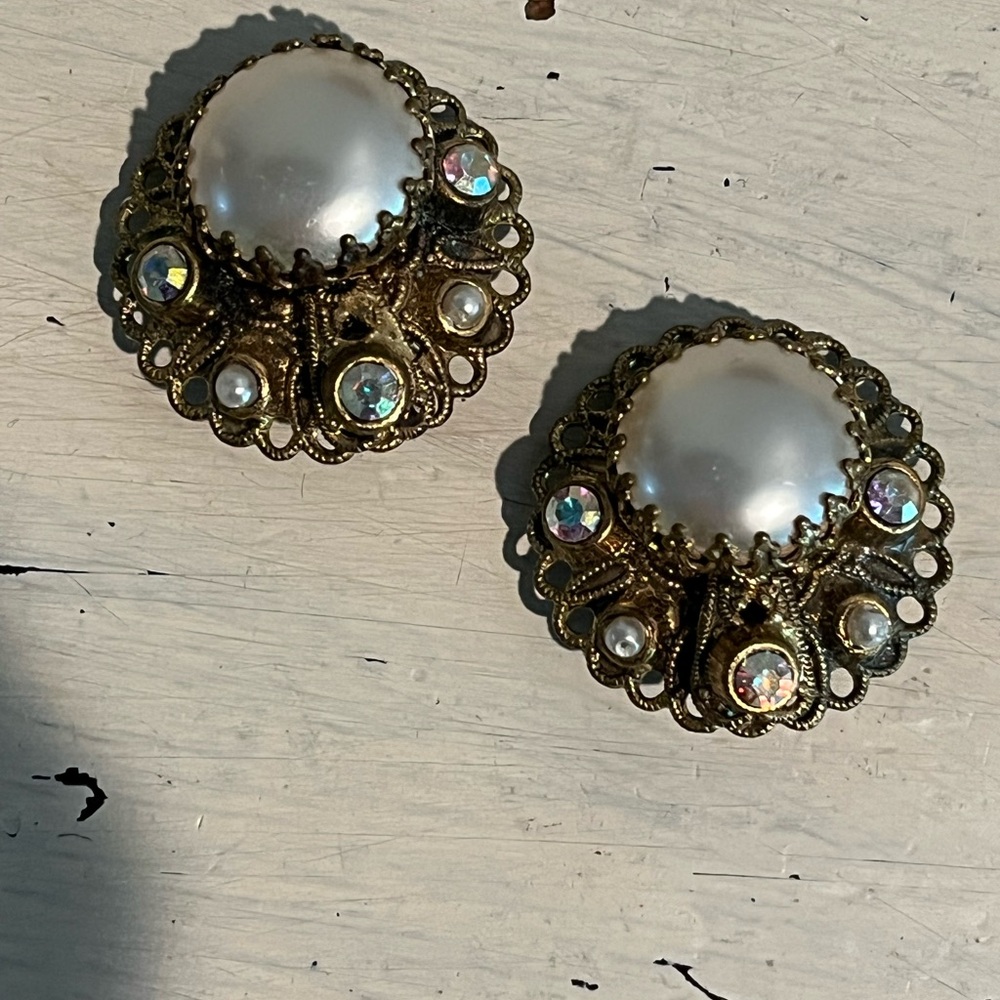 Vtg W German Clip Ons Pearl Aurora Borealis Filigree Metal Haskell Inspired